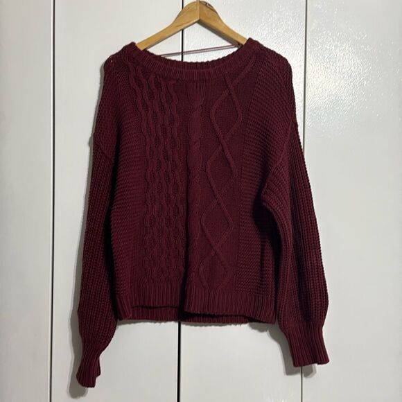 Free People Dream Cable Chunky Knit Crewneck Sweater in Cabernet Size XS - Picture 2 of 6
